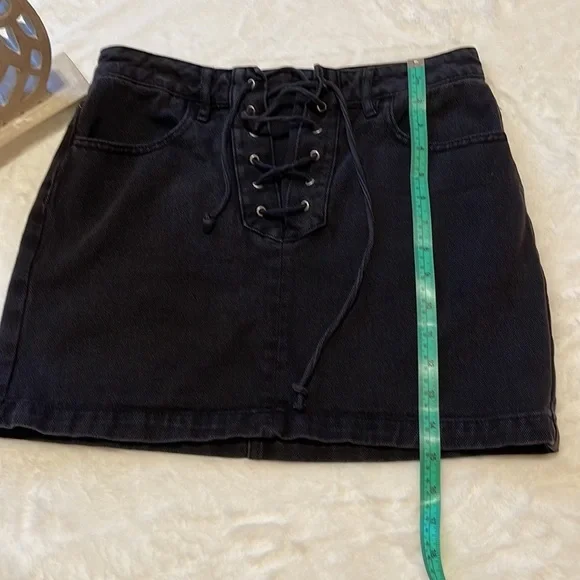 Kendall & Kylie black skirt - Picture 6 of 7